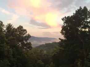 Three Daughters: Mountain Cabin,Pet-Friendly,Views,HotTub,Deck,WiFi - Image 5