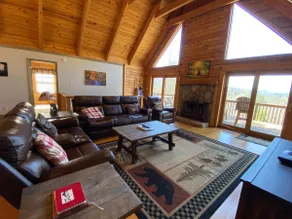 Three Daughters: Mountain Cabin,Pet-Friendly,Views,HotTub,Deck,WiFi - Image 3