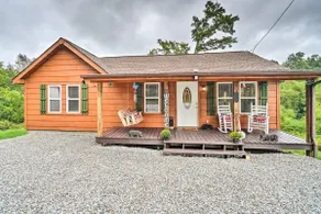 Charming Jamestown Cabin w/ Large Backyard! - Image 2