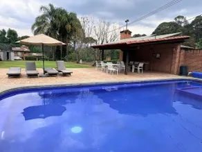 Incredible Property with Huge Garden and Pool! - Image 4