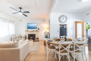 Casita 20 Tomaree Road great pet friendly property with WiFi and Air Conditioning - Image 4