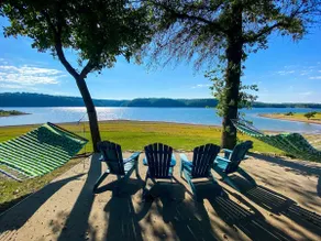 Beaver Lake Waterfront+Winter Retro Retreat+HotTub - Image 5