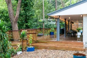 Woodlands Seaside: Coastal Calm in Avoca Beach - Image 5