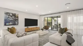 Lux Beach House at Merewether - Image 3