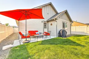 Prismatic Boise Retreat w/ Fenced Backyard! - Image 2