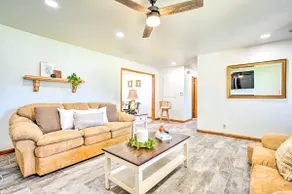 Woodward Home Near Crystal Beach Water Park! - Image 5