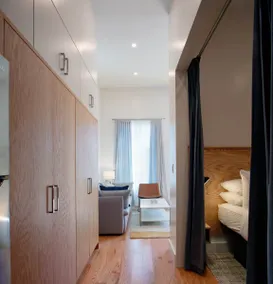 The Iris, Signature Suite - Image 5