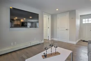 Long Island Home Near Beaches & Golf - Image 5
