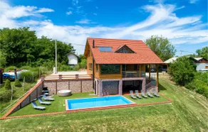 Lovely home in Grabrovnik with sauna - Image 2