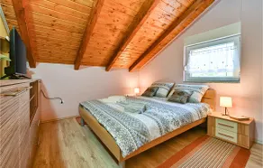 Awesome home in Susobreg - Image 5