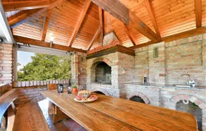 Awesome home in Susobreg - Image 2