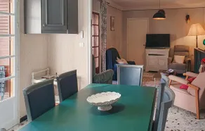 4 Bedroom Stunning Home In Bédoin - Image 2