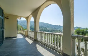 Pet Friendly Home In Chiavari - Image 5