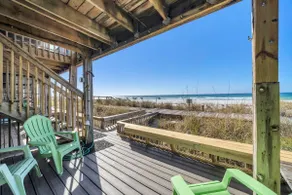 Beach Front Getaway-The Sand Trap-Sleeps 12 - Image 4