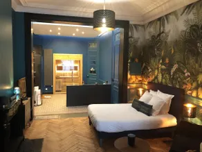 Romantic apartment with jacuzzi - Image 3