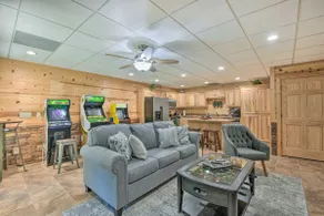 Great for Families! Lavish Hiawassee Cabin - Image 5