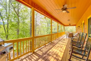 Great for Families! Lavish Hiawassee Cabin - Image 4