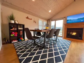 Waterfront Cabin with Hot Tub, Outside Bar & Private Dock! - Image 2