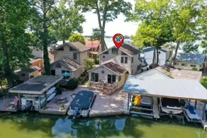 Waterfront Cabin with Hot Tub, Outside Bar & Private Dock! - Image 4