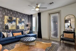Luxury Awaits | 2BR On River | FREE Parking - Image 5
