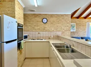 Cliffs Unit 1 - Kalbarri,WA - Image 4