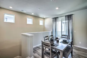 Pet-Friendly Elk Grove Retreat w/ Balcony! - Image 5