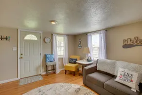 Albany Family Lake Getaway Near State Parks! - Image 4