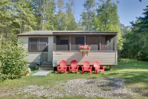 'The Birches' Raymond Getaway w/ Beach & Boat Dock - Image 2