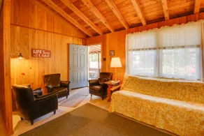 'The Birches' Raymond Getaway w/ Beach & Boat Dock - Image 5