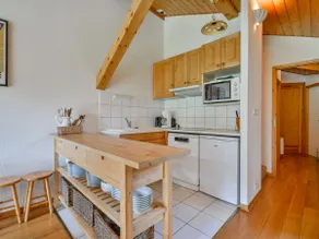 Morzine apartment, 3 rooms, 6 people. - Image 3