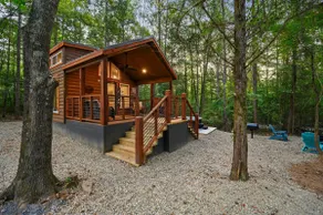 BRAND NEW Mountain Fork River Front cabins located in Smithville! - Image 2