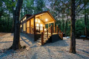 BRAND NEW Mountain Fork River Front cabins located in Smithville! - Image 5