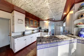 SEASIDE MANOR-THE HEART OF SEASIDE - Image 3