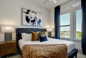 Stunning Apt Near Pearl | Gym | Pool | Parking - Image 2