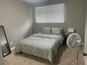 Lovely 2 Bedroom apartment - Image 5