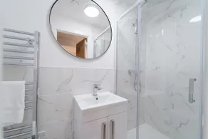 Central Chester Gem with Modern Amenities - Image 5