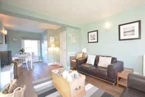 6 Coastguard Cottages, Aldeburgh - Image 4