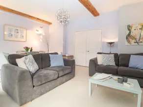 Saffron, Blythview - Image 3