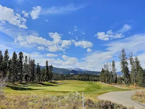 Twin Peaks Lodge 🏡 Aussicht ☀️ Whirlpool ⛳️ Golf ⛷ Skifahren • $0 Reinigung - Image 3