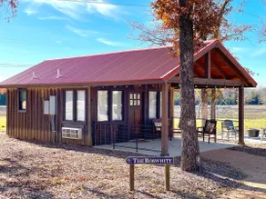 Painted Bunting Cabin 15 MIN to MagnoliaBaylor - Image 2