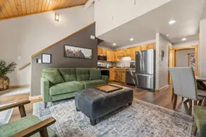 Private hot tub, riverfront, mountain views! - Image 4