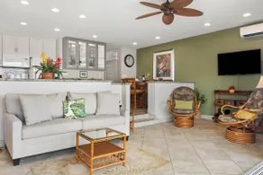 Tropical, modern finishes with vast ocean views - Image 3