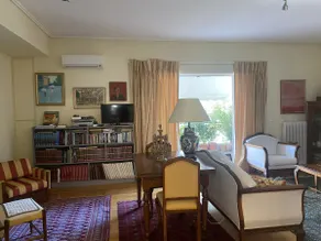 Traditional And Spacious Apartment In Neo Psychiko - Image 3