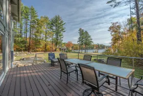 Lakefront home with gym, game room, home theatre, & private beach with boathouse - Image 3