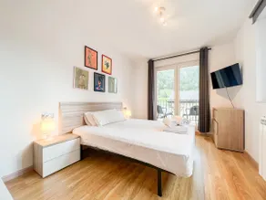 Apartment in Arinsal 6PAX free parking - Image 3