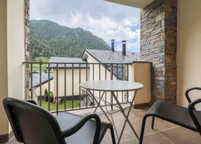 Apartment in Arinsal 6PAX free parking - Image 5