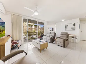 Nelson Point Unit 2 Golden Beach QLD - Image 4