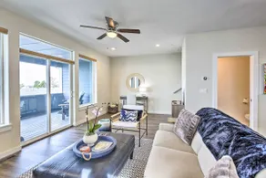 Hot Tub + Crab Cooker | Walk Harbor | Sleeps 6 - Image 5