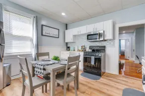 Updated Apt w/ Shared Yard: Near Events & Boston - Image 2