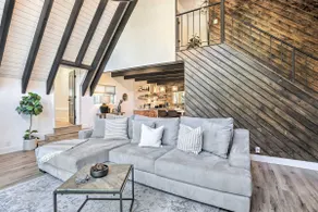 Luxe Timberland Villa w/ Lake Arrowhead Access! - Image 4